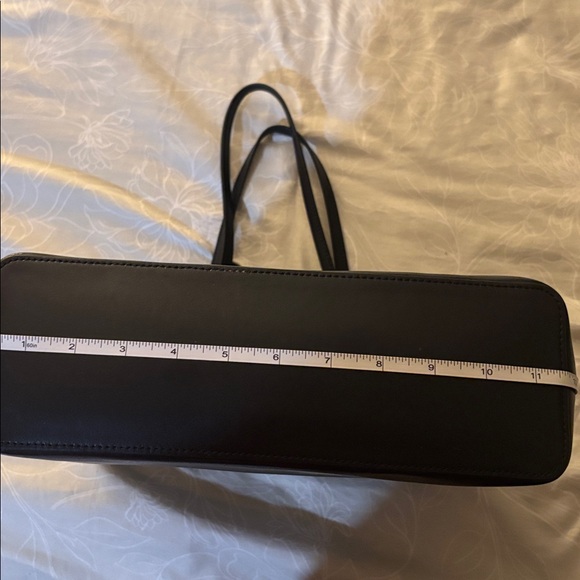 Kate Spade Tote - Picture 9 of 10